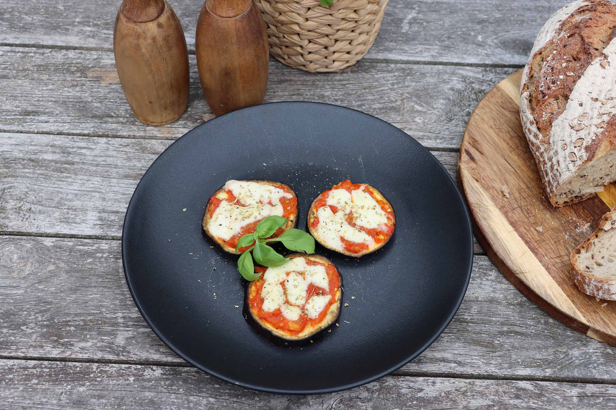 Auberginen-Minipizzen | Homefarming